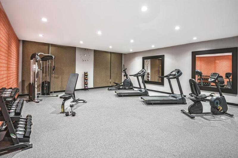 Super 8 By Wyndham Grand Prairie North Motel Ngoại thất bức ảnh
