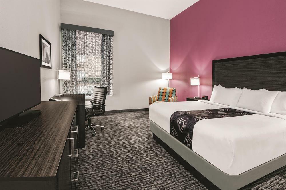 Super 8 By Wyndham Grand Prairie North Motel Ngoại thất bức ảnh